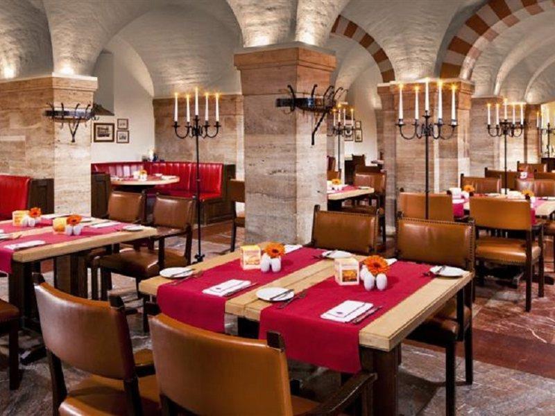 Hotel Elephant Weimar, Autograph Collection Ngoại thất bức ảnh The restaurant