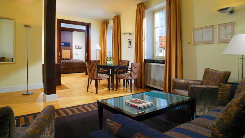 Hotel Elephant Weimar, Autograph Collection Ngoại thất bức ảnh Suite at the Hotel